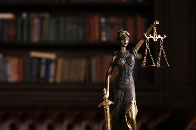 Top Qualities to Look for in an Effective Attorney