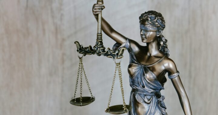 Top Legal Advice Every Client Should Know Before Hiring a Lawyer